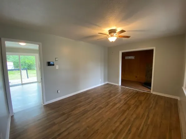 3766 Colonial Cv, Hope Mills, NC 28348