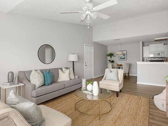 3rd image of 2011 N Highway 17 Unit 1800Q