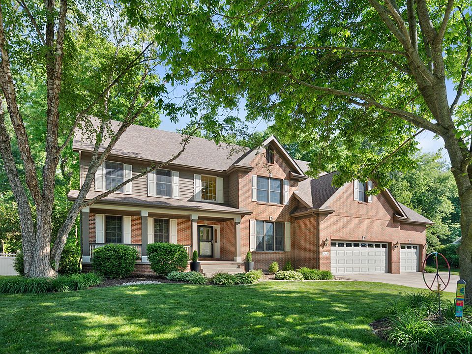 1st image of 543 Windridge Dr