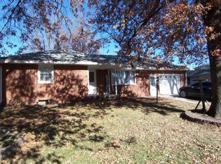 406 Queen St, King City, MO 64463