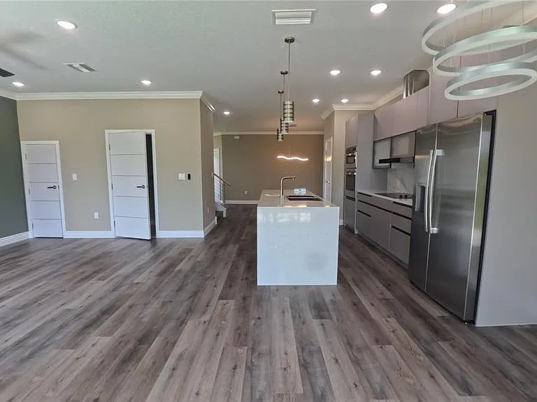 1835 Brentwood Ct — Photo 16