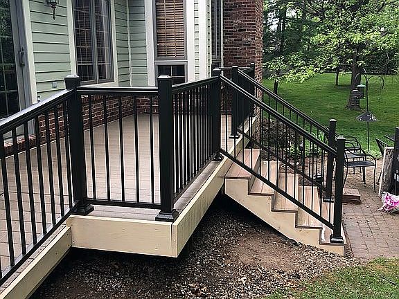 5th image of 7092 Oak Meadows Dr