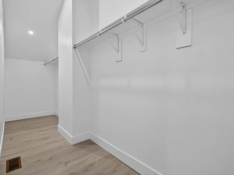 170 S Jackson St #205 — Photo 30