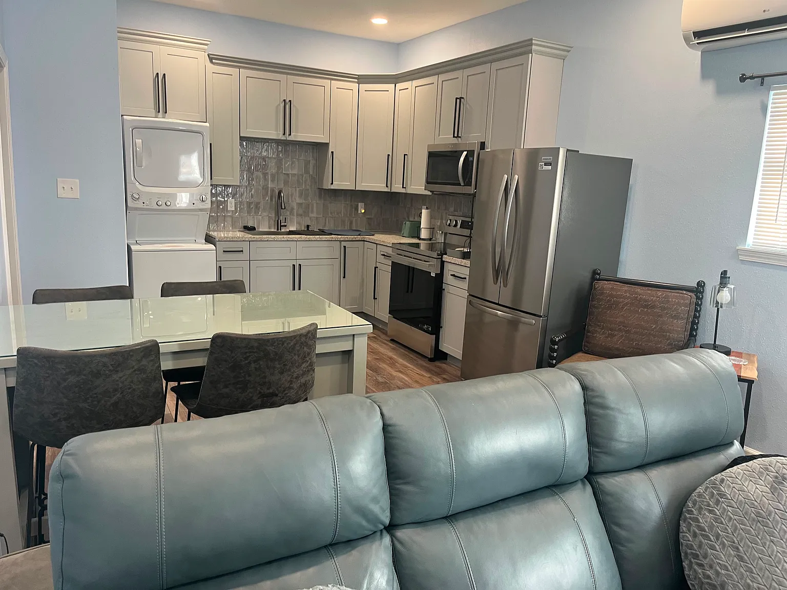 1 bed, 750 sqft, $1,695 — Photo 1