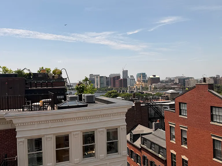 106 Myrtle St #18 — Photo 14
