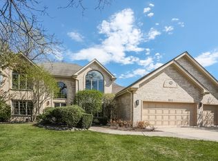 810 Wedgewood Ct, Buffalo Grove, IL 60089