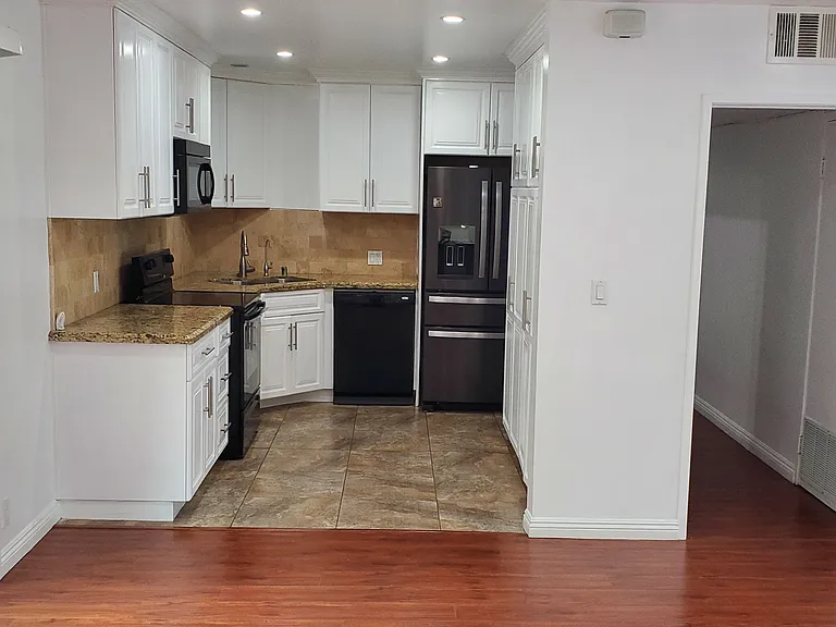 312 N Louise St #108 — Photo 10