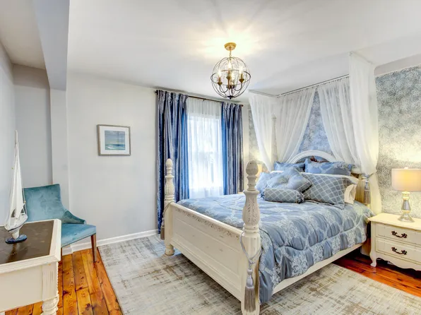54 Wentworth St APT 5, Charleston, SC 29401