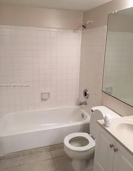 18304 NW 68th Ave #M — Photo 8