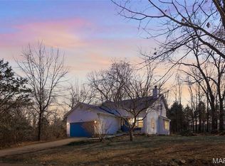 5212 Prairie Dr, Hillsboro, MO 63050