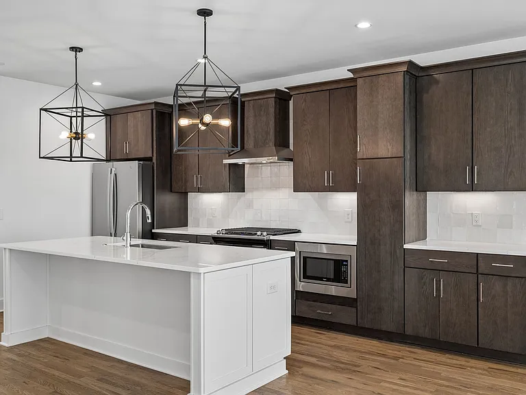 110 Oceola Ave #10 — Photo 4