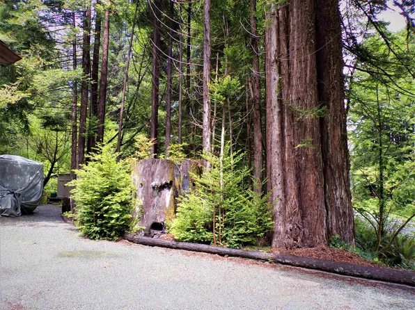 5630 S Bank Rd, Crescent City, CA 95531
