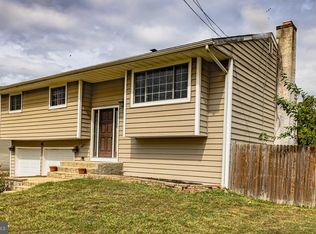 892 Estates Blvd, Hamilton, NJ 08690