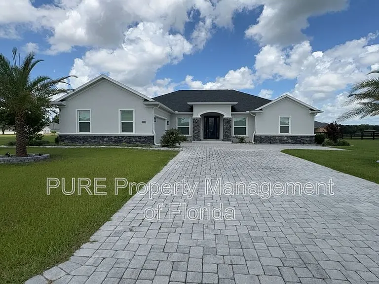 1817 NW 83rd Loop — Photo 3
