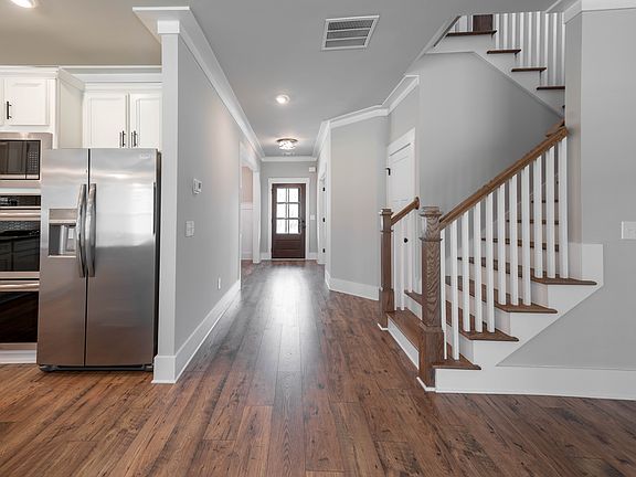 2nd image of 2404 Waterside Dr #6SE6XY
