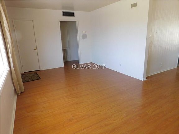 4th image of 1713 Howard Ave