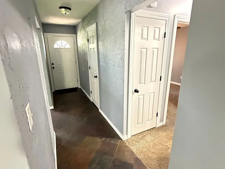3642 S Westwood Ave — Photo 8
