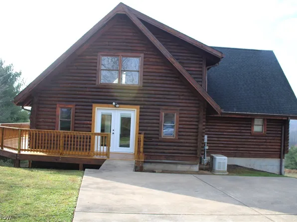 170 Fred Smith Rd, Matamoras, OH 45767