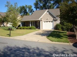 207 Grand Oak Cir, Pendleton, SC 29670