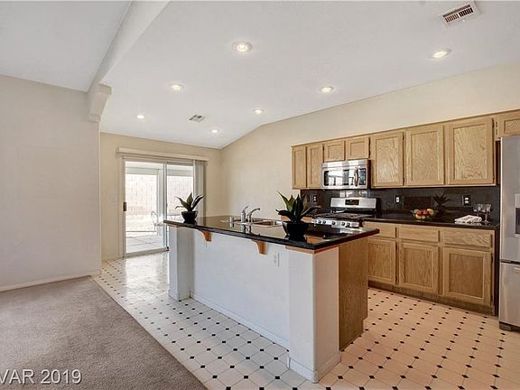 2nd image of 312 Sorrelwood St