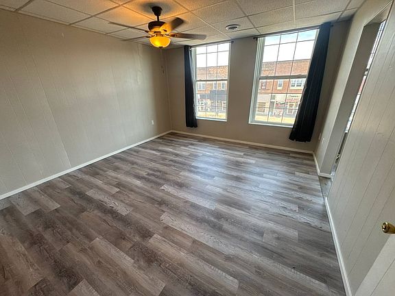 3rd image of 121 W 6th St #1