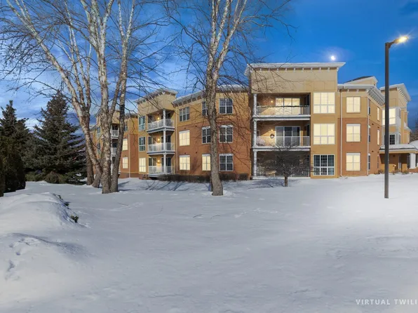 600 Greenhaven Dr APT 213, Burnsville, MN 55306