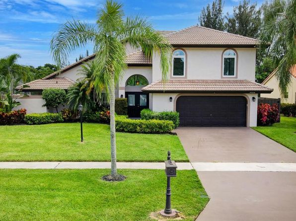 5598 Aspen Ridge Cir