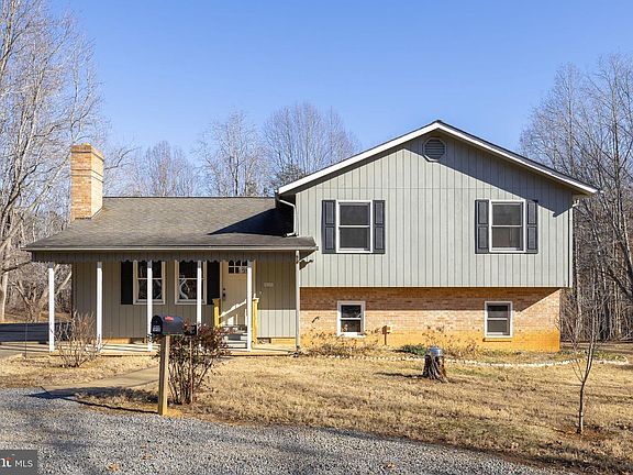 4th image of 16125 Mountain Track Rd