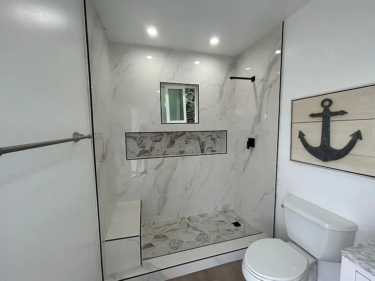 6851 Thelma Ave #B — Photo 4