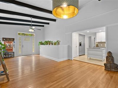 3743 Crosland Rd, Winston Salem, NC, 27106