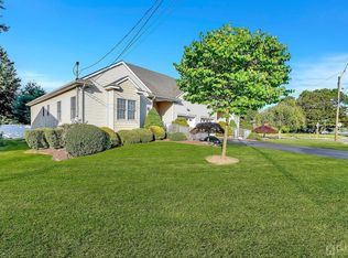 1061 Spring St, North Brunswick, NJ 08902