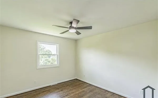 13029 Clarion Rd — Photo 11