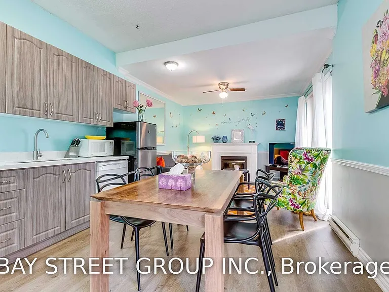 65 Gloucester St #2 — Photo 7