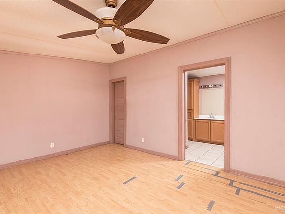 5th image of 7302 Sequoia