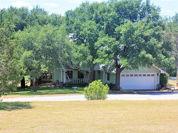 2nd image of 1154 County Road 429