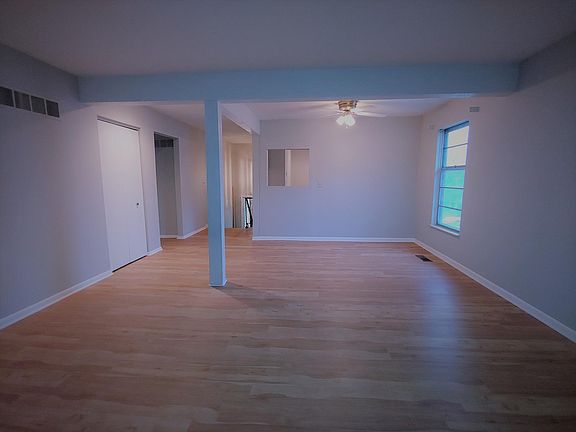Dining / Living room combo