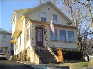 187 Mendon St, Hopedale, MA 01747