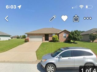 1003 E Melton Rd, Ozark, MO 65721