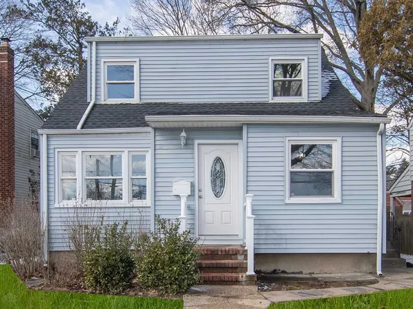 212 Ingraham Blvd, Hempstead, NY 11550