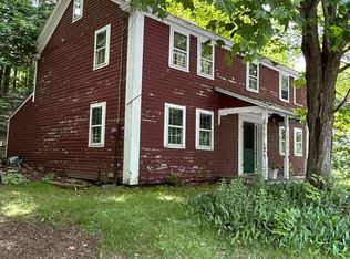33 Sturbridge Rd, Brimfield, MA 01010