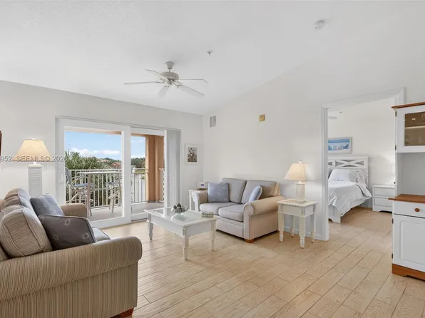 221 SW Palm Dr APT 306, Port Saint Lucie, FL 34986