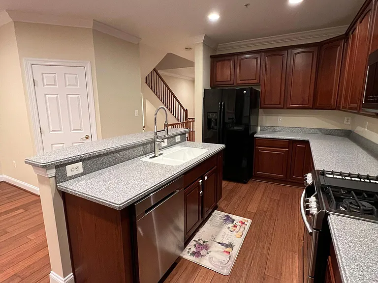 8305 Merlot Ln #131 — Photo 16