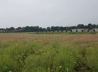 Nelson Rd #3, Oshkosh, WI 54904