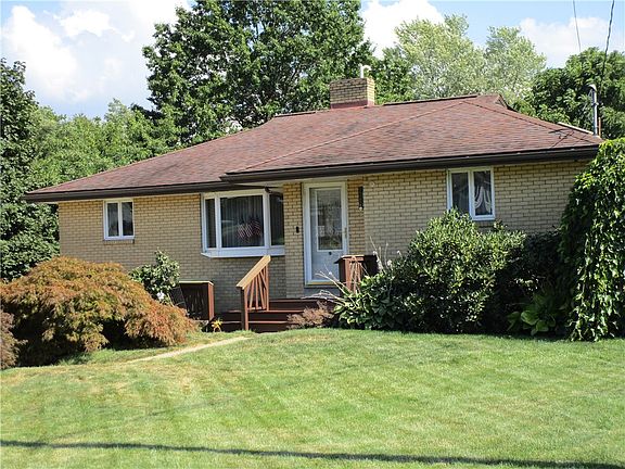 2nd image of 10524 Roseway Blvd