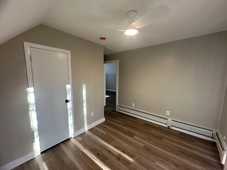 17 Central St #6 — Photo 5