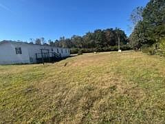 2nd image of 106 Bill Blake Dr