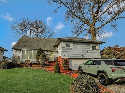 75 Melanie Lane, Syosset, NY, 11791