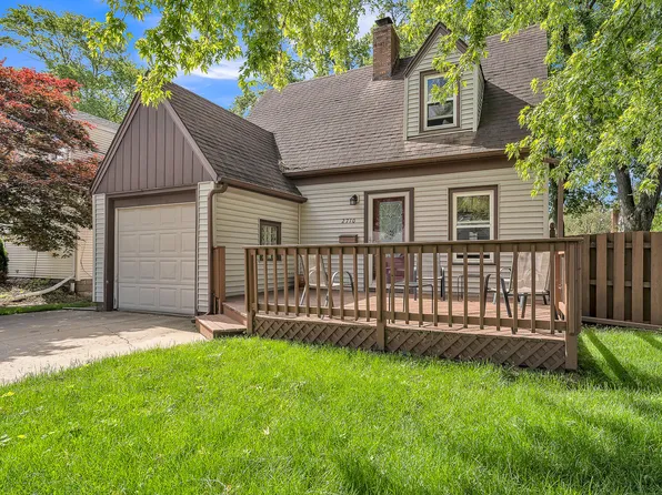 2710 Clough Ave, Highland, IN 46322
