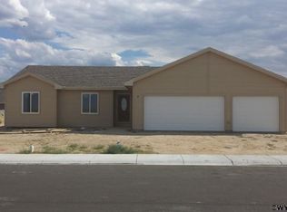 2323 Kalina Trl, Bar Nunn, WY 82601