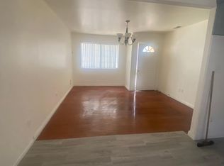 1827 N Mariposa Ave, Los Angeles, CA 90027